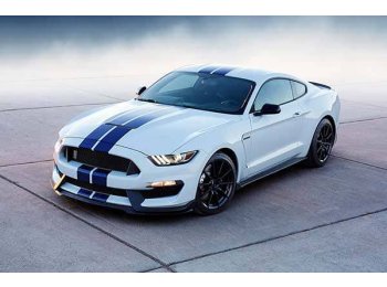 Ford Mustang - White